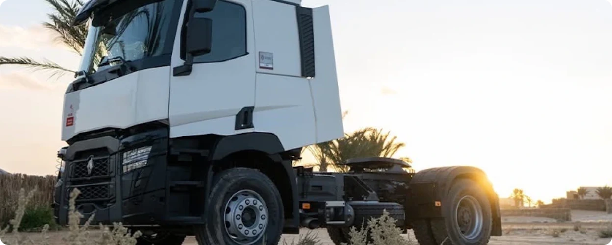 Renault Trucks Tunisie : une expérience exclusive au coeur du Sud pour valoriser une offre de transport à 360°