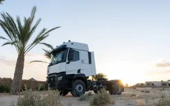Renault Trucks Tunisie : une expérience exclusive au coeur du Sud pour valoriser une offre de transport à 360°